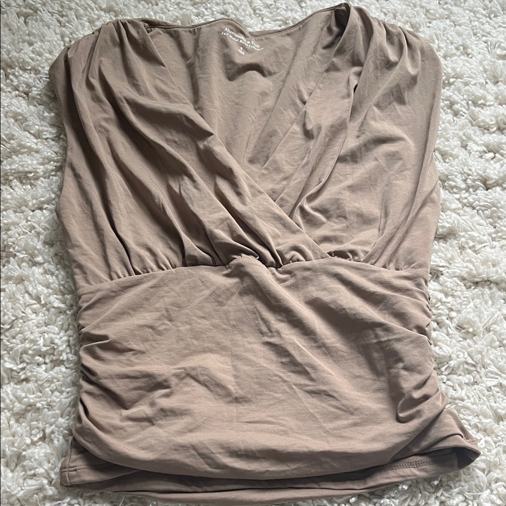 Abercrombie top